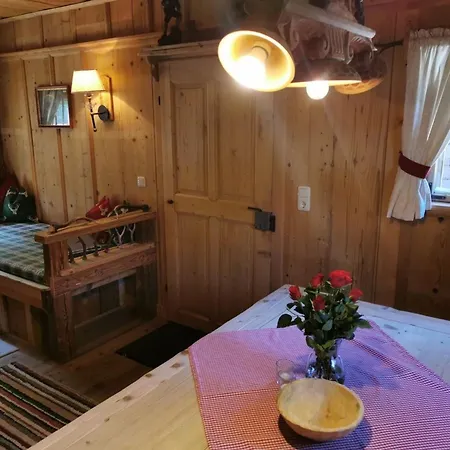 Hubertushütte Tatil Evi