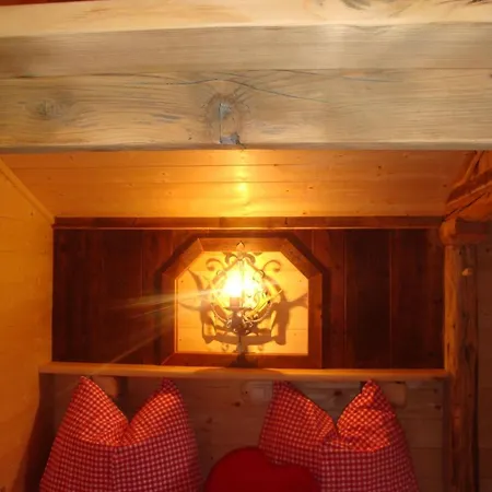 Hubertushütte Tatil Evi *